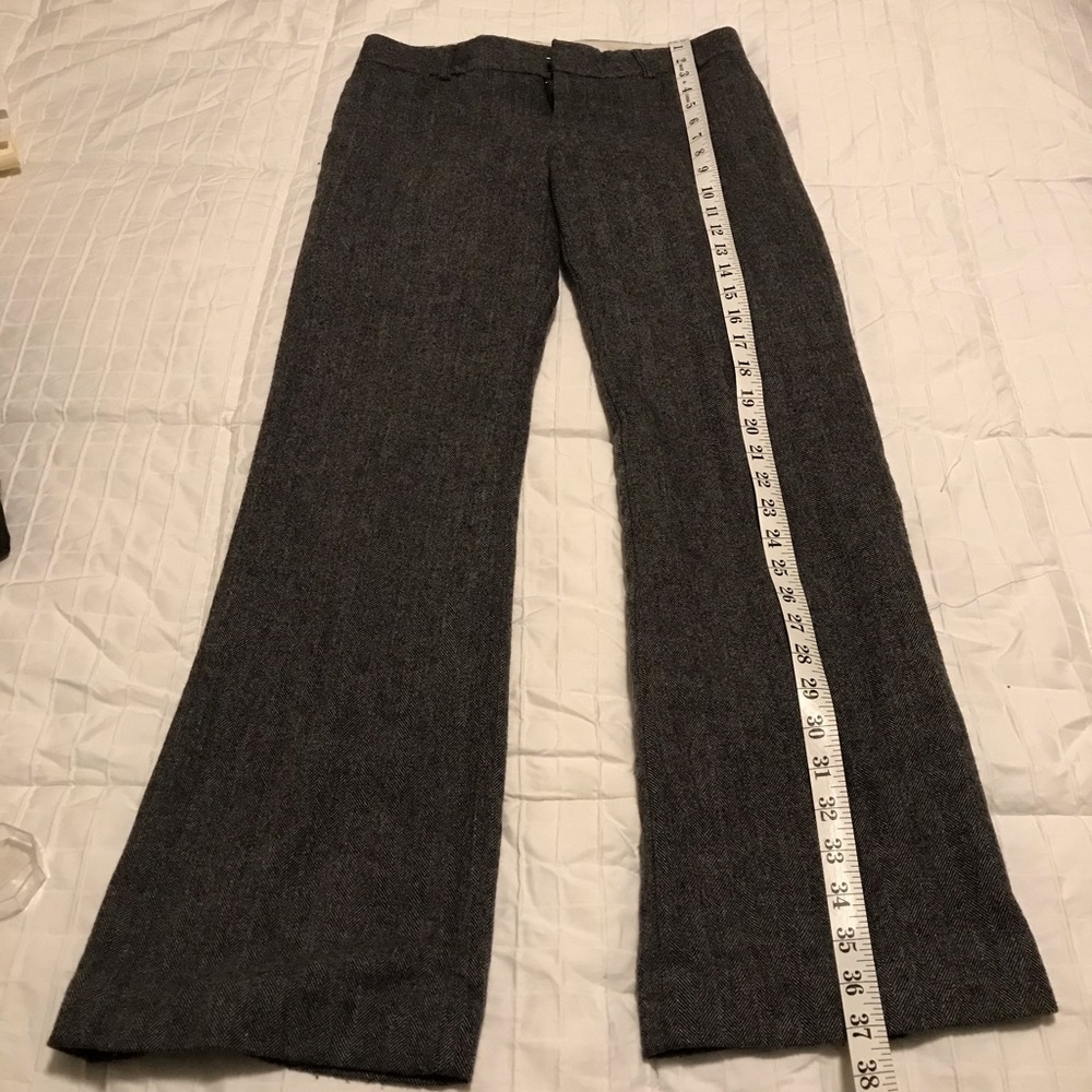 Modern fit trousers